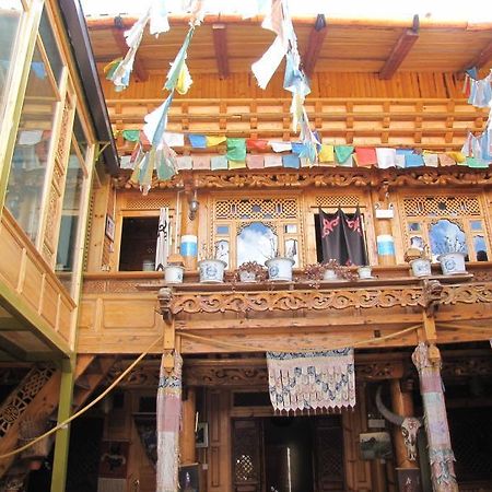 Kersangs Relay Station Hotel Deqen Bagian luar foto